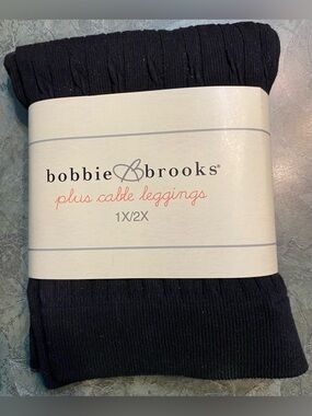 Bobbie Brooks Plus Cable Leggings